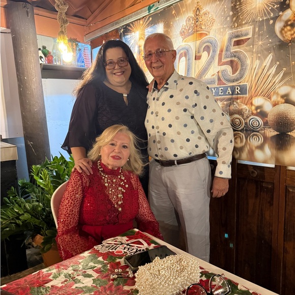 Meet your Posher, Liza - Picture 16 of 16